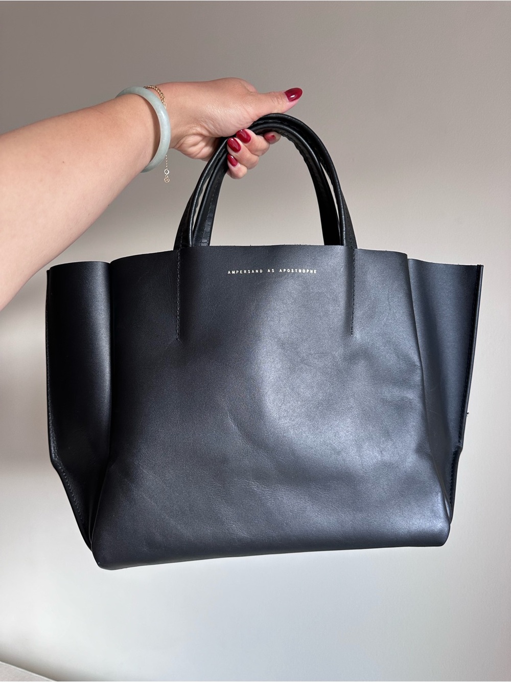 ampersand as apostrophe top handle half tote